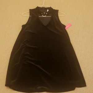 Black velvet dress